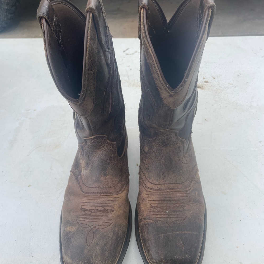 Mens Cody James boots size 9EE